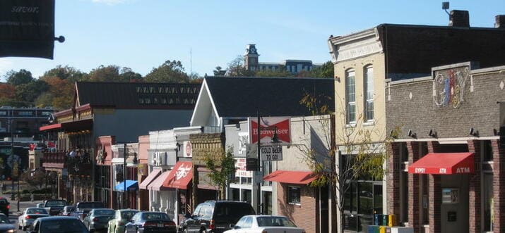 Dickson Tennessee cityscape