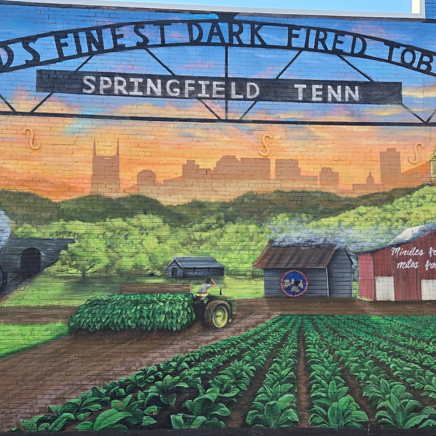 Springfield Tennessee downtown mural and local businesses